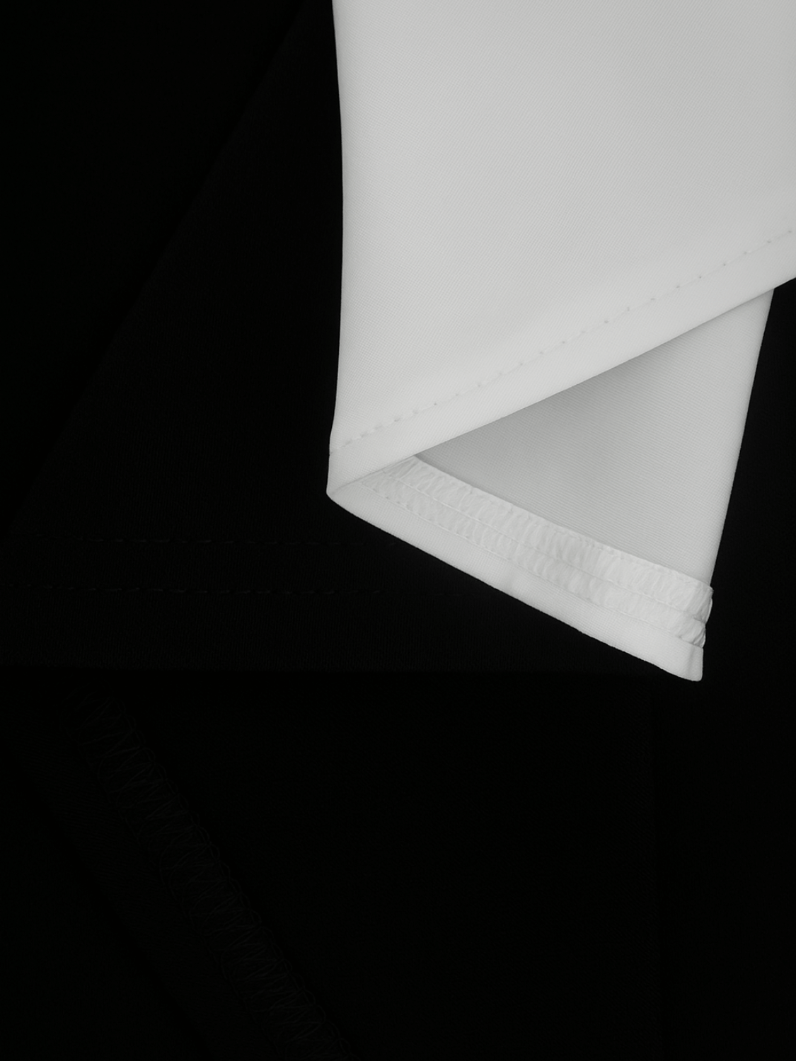 Vestido Longo Sem Mangas com Design Bicolor Diagonal Elegante - Alane